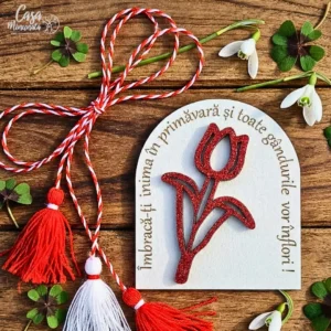 Martisor din lemn cu glitter – model lalea